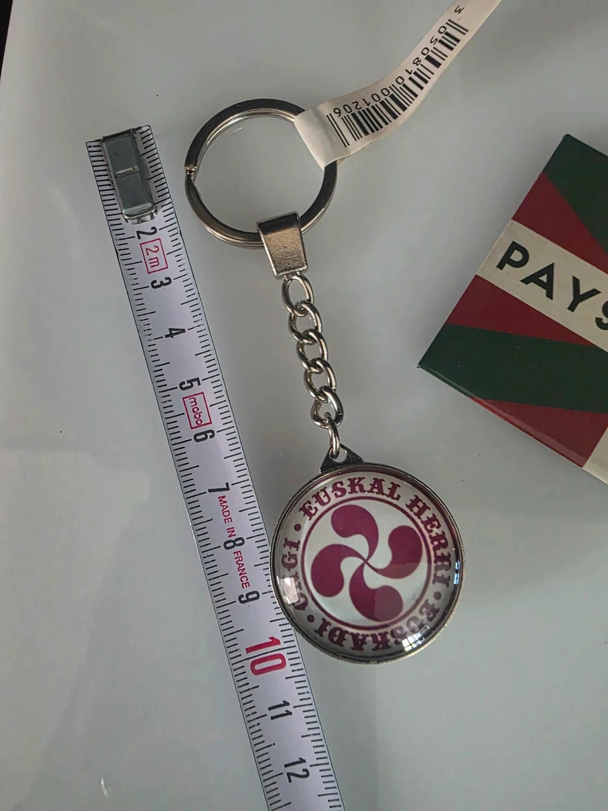 Basque Country keychain and magnet - red – photo 2